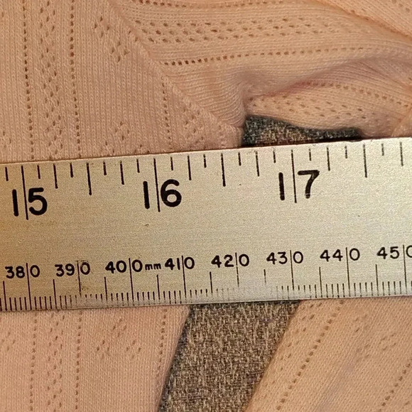 Somewhere Pink Long  Sleeve Button Down Lightweight Women's Sweater Size M-12 - Picture 8 of 11